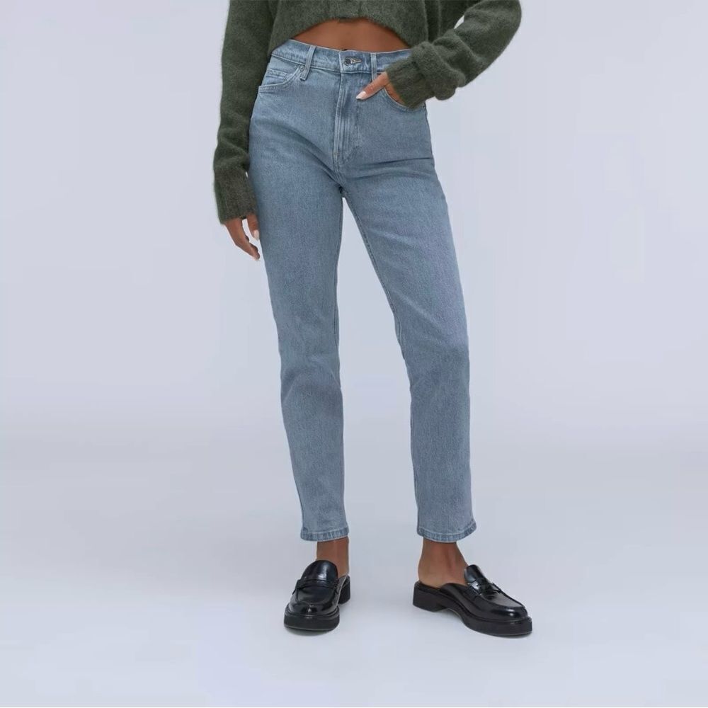 Everlane Jeans Women's 26 Blue Cheeky Crop Mid Rise Button Fly Cotton Mom‎